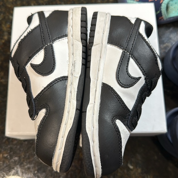 Panda dunks - Picture 2 of 3